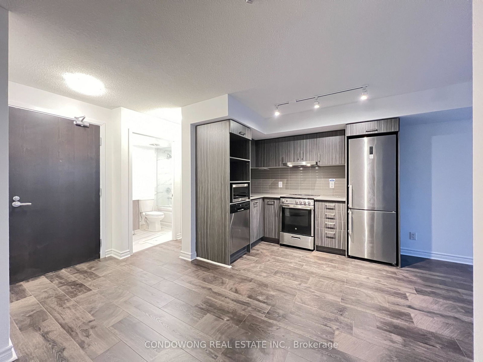 219-dundas-street-e-toronto-ontario-c12682886