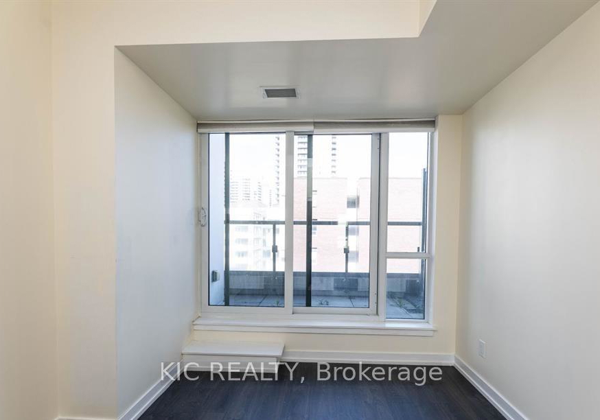 200-sackville-street-toronto-ontario-c12683026
