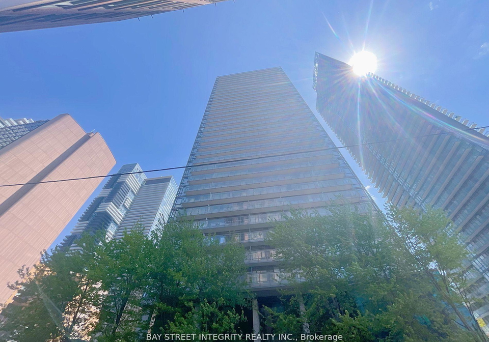 37-grosvenor-street-toronto-ontario-c12683084