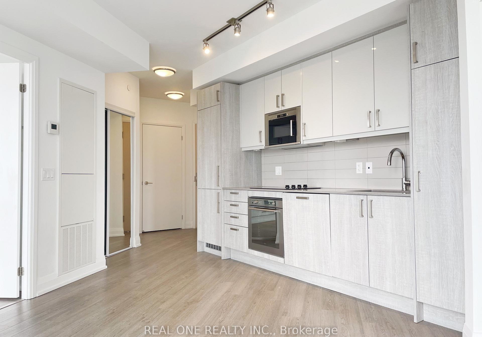 77-mutual-street-toronto-ontario-c12683232