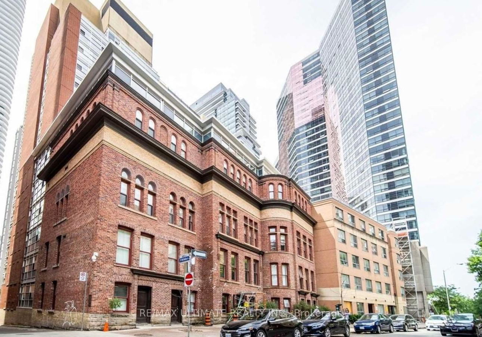 11-st-joseph-street-toronto-ontario-c12683234