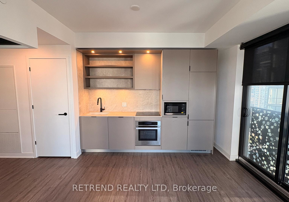 55-charles-street-e-toronto-ontario-c12683332