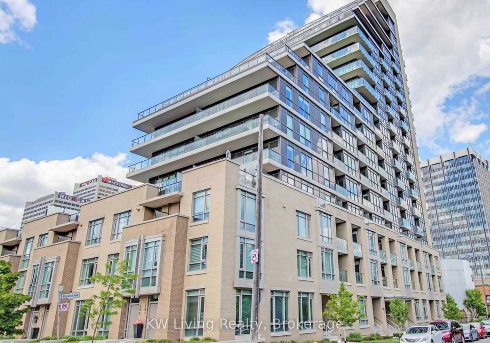 60-berwick-avenue-toronto-ontario-c12683410