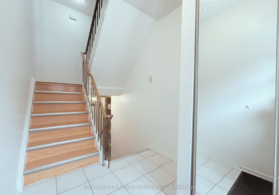148-song-meadoway-north-york-ontario-c12683598
