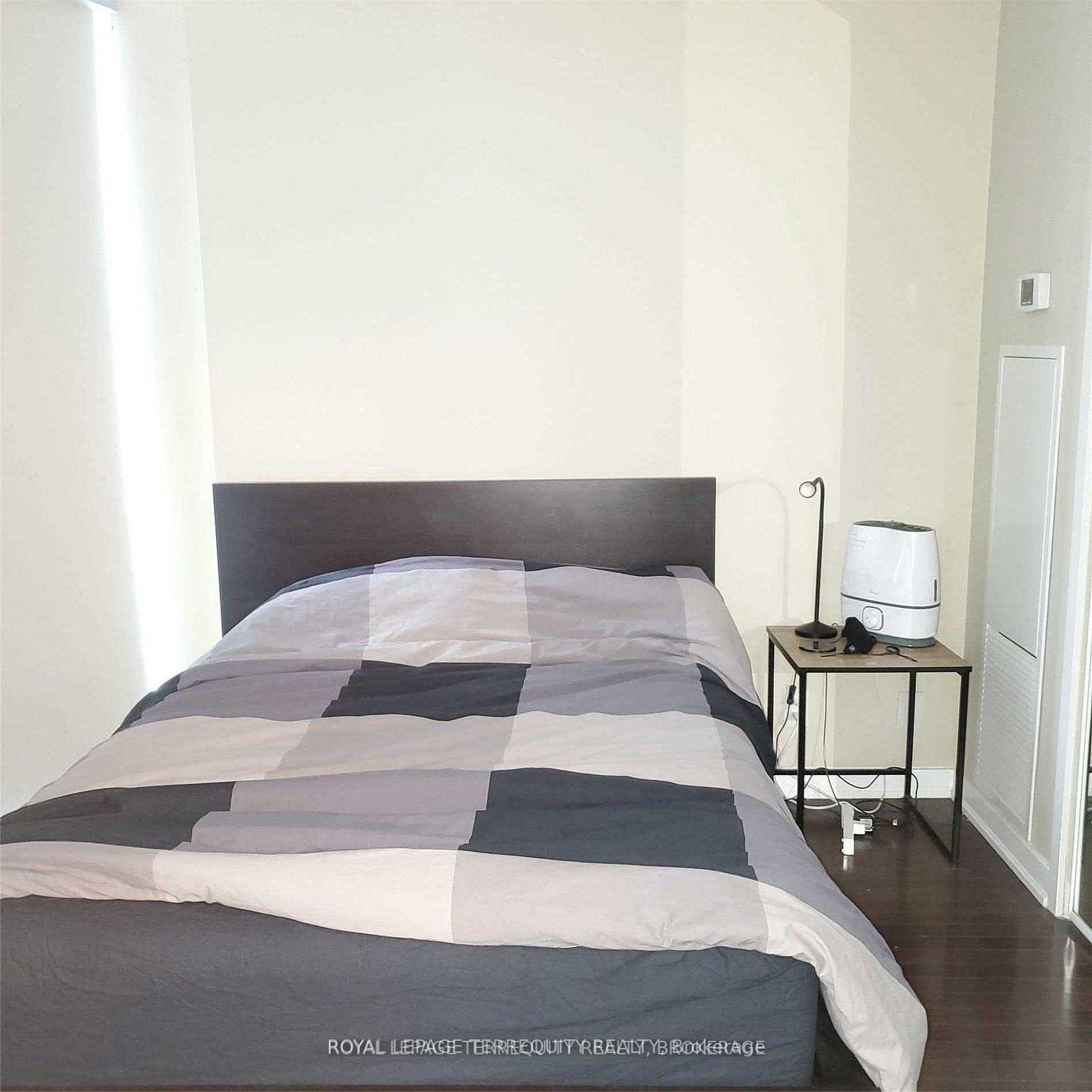 14-york-street-toronto-ontario-c12683768