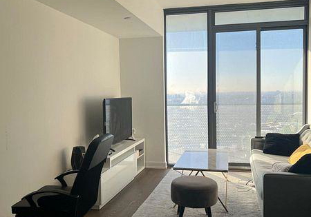 11-wellesley-street-w-toronto-ontario-c12683832