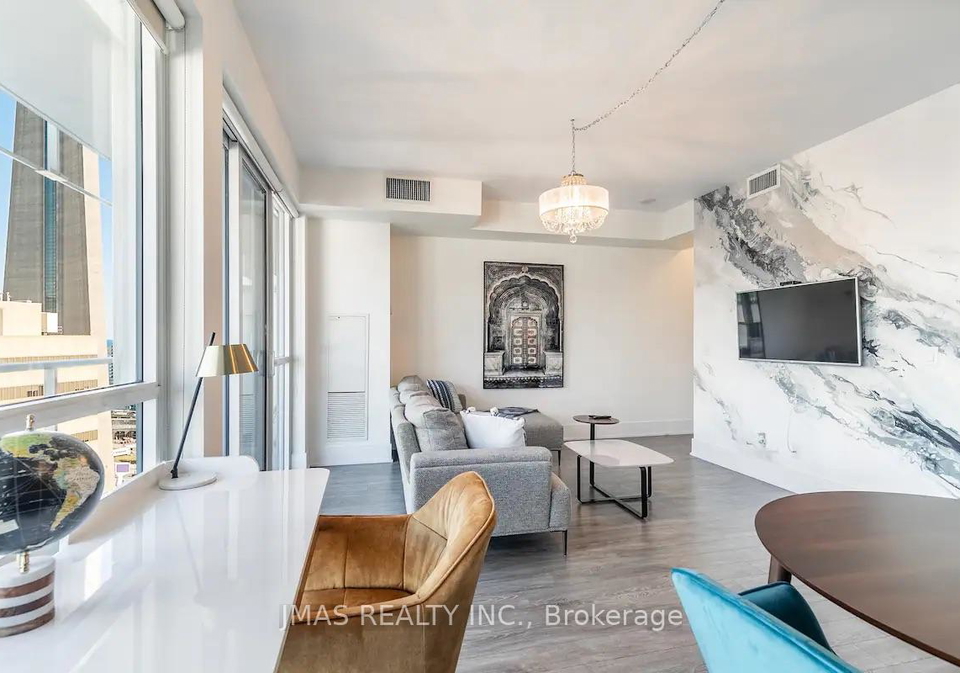 300-front-street-w-toronto-ontario-c12683928
