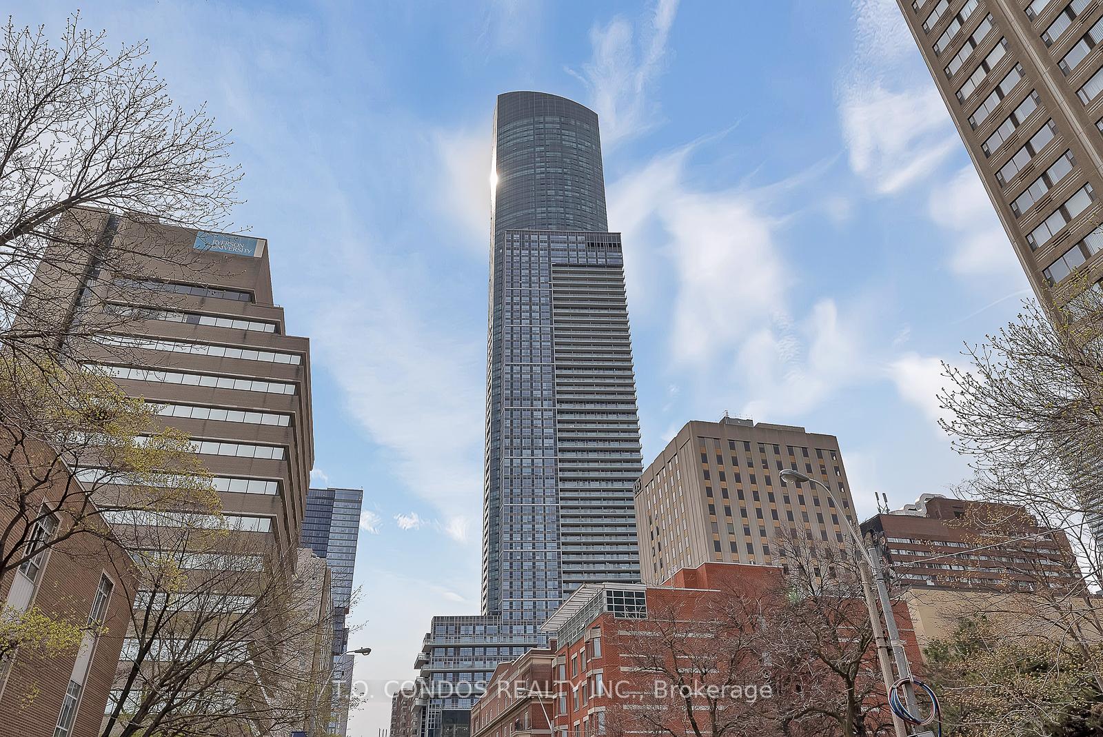386-yonge-street-toronto-ontario-c12684038