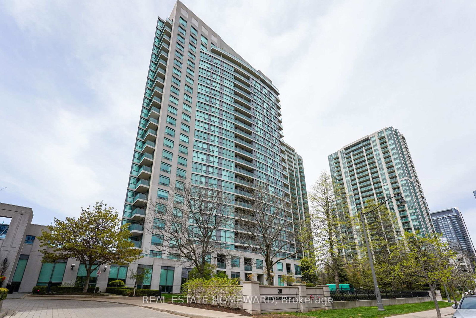 28-harrison-garden-boulevard-north-york-ontario-c12684212