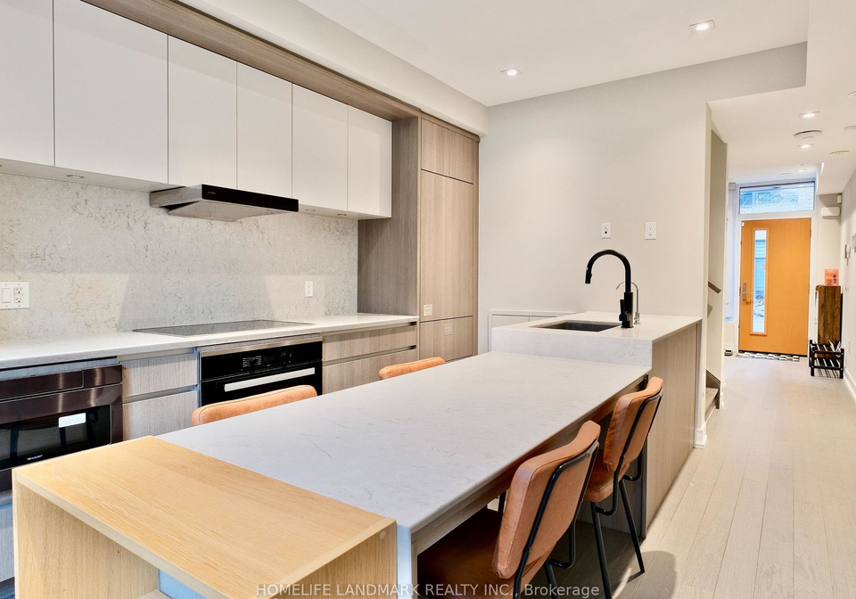 33-dundonald-street-toronto-ontario-c12684382