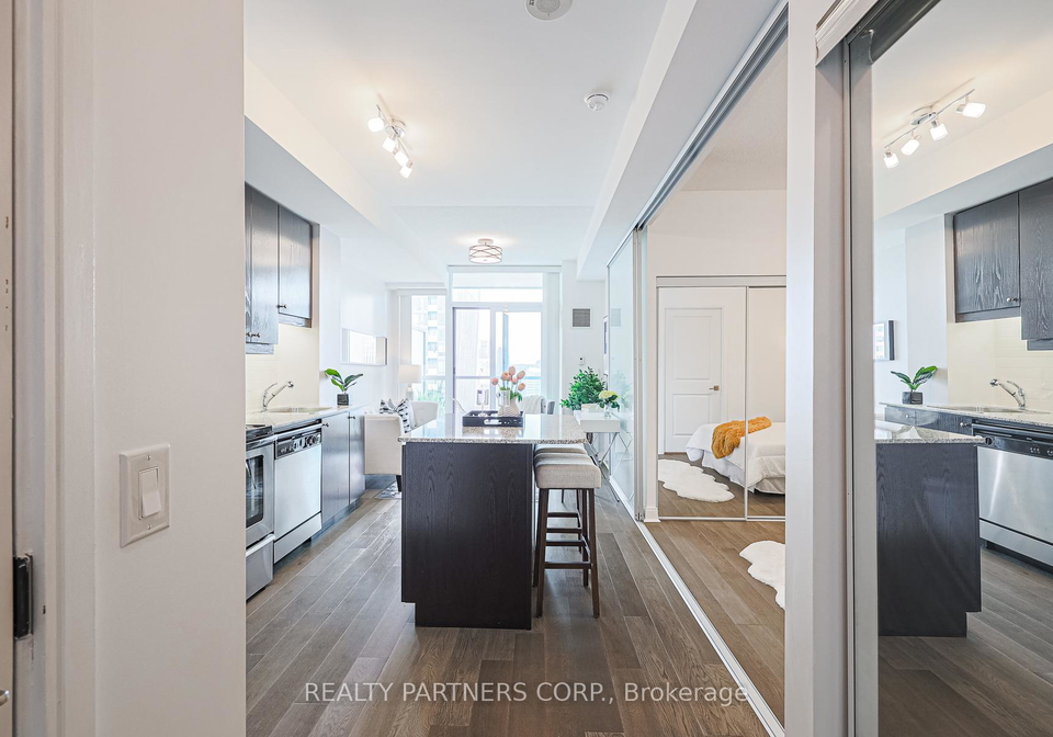 1-scott-street-toronto-ontario-c12684418