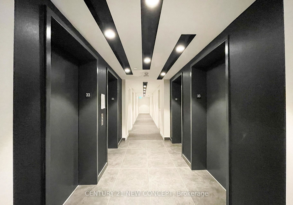 99-broadway-avenue-toronto-ontario-c12684740