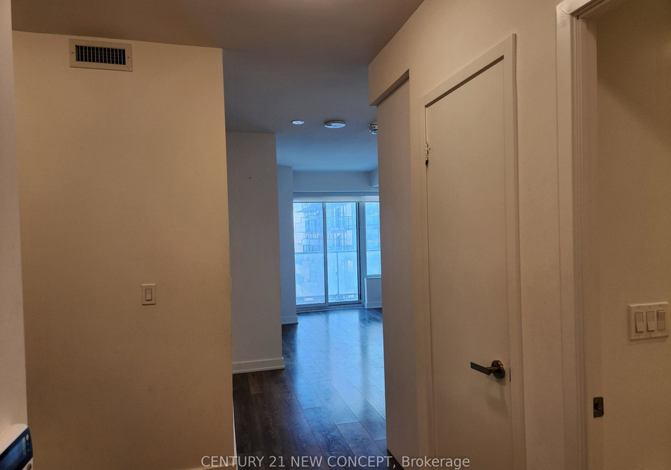 99-broadway-avenue-toronto-ontario-c12684740