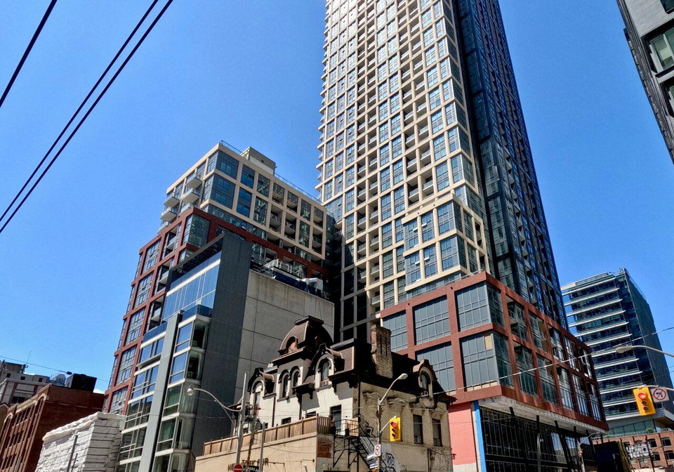 108-peter-street-toronto-ontario-c12684804
