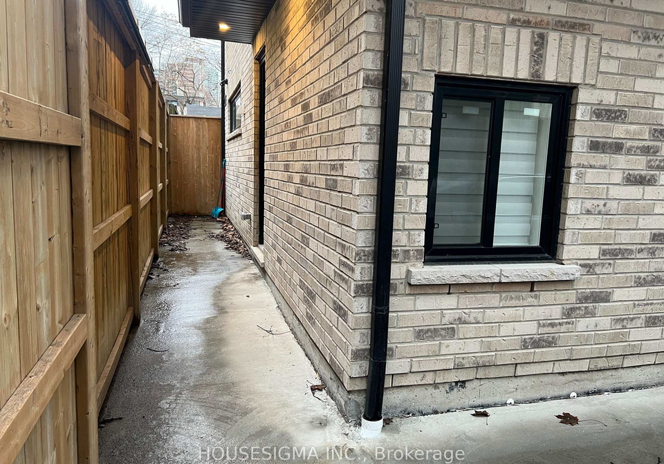 104-pembroke-street-toronto-ontario-c12684840