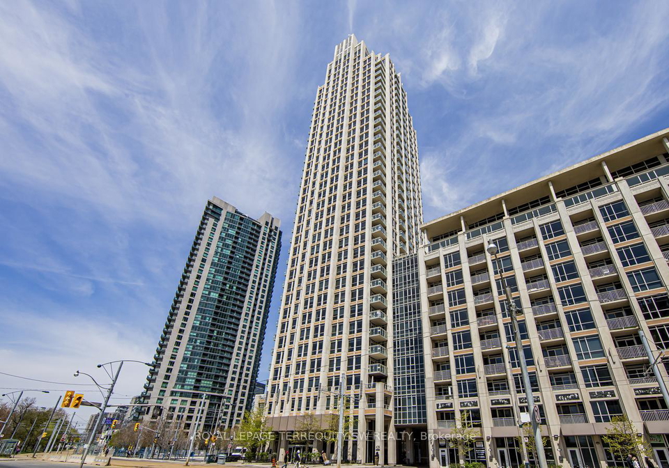 628-fleet-street-toronto-ontario-c12684860