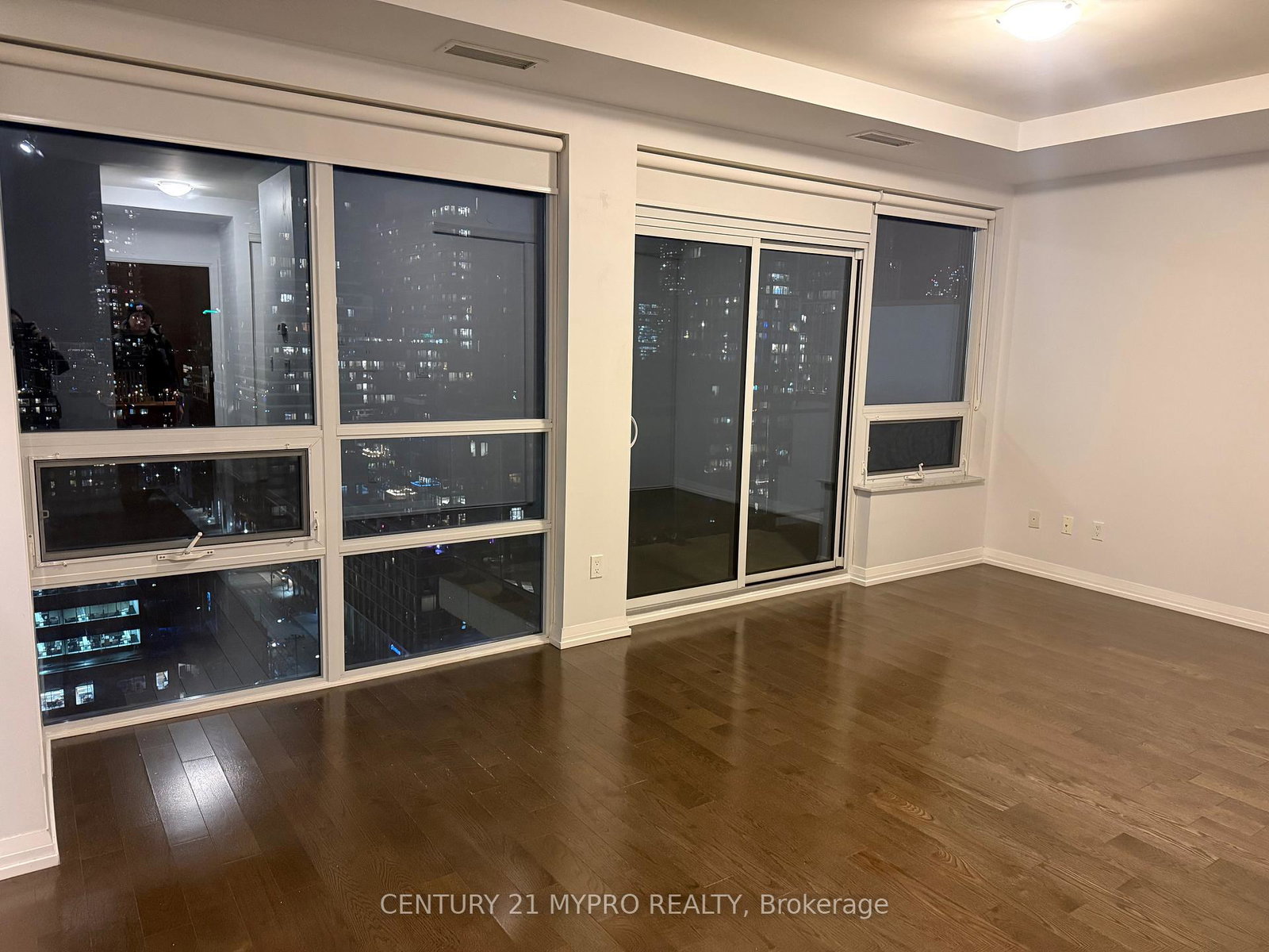 460-adelaide-street-toronto-ontario-c12684962