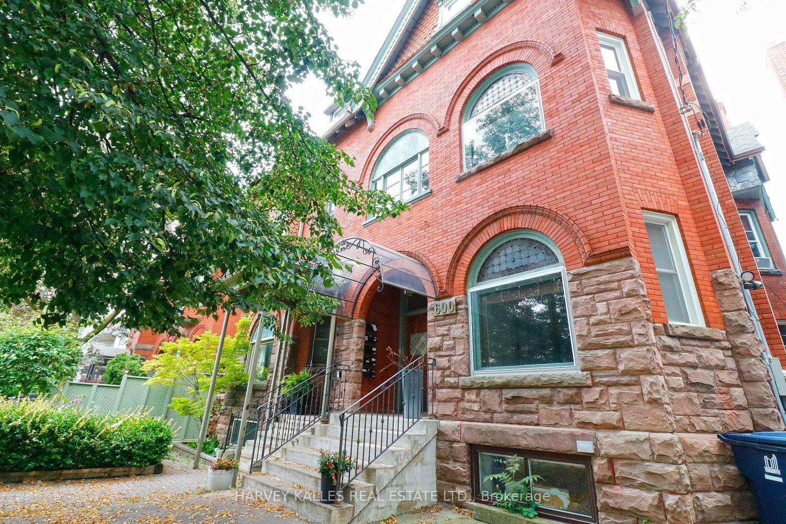 600-huron-street-toronto-ontario-c12684980