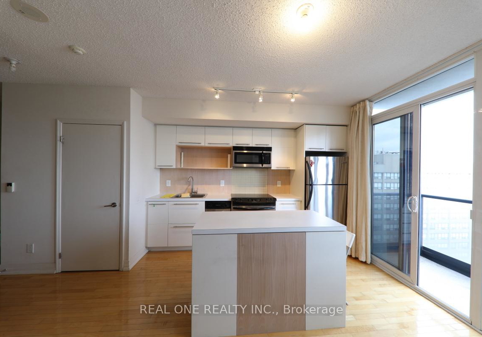 25-carlton-street-toronto-ontario-c12685054