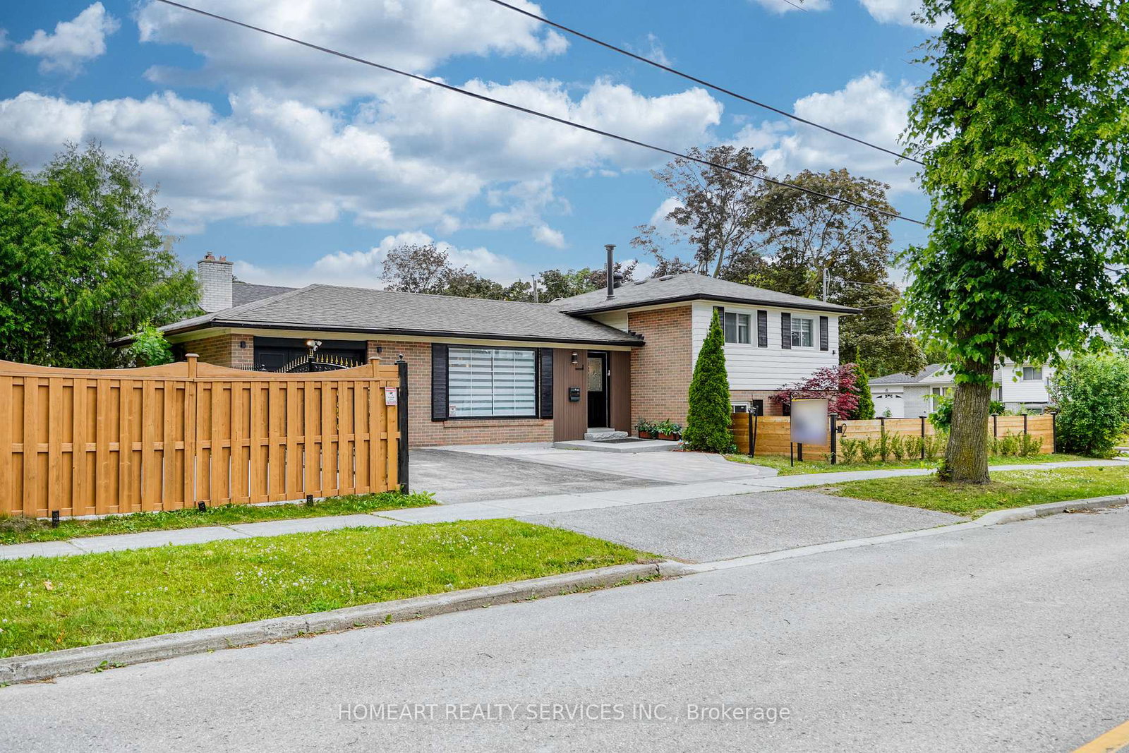2-lesgay-crescent-north-york-ontario-c12685100