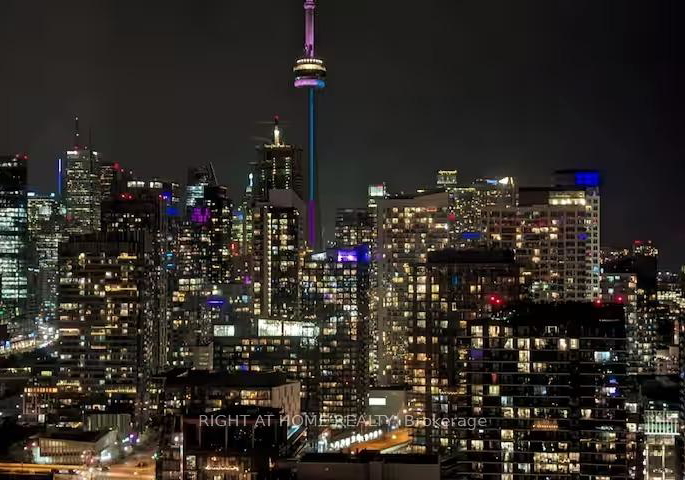 219-fort-york-boulevard-toronto-ontario-c12685104