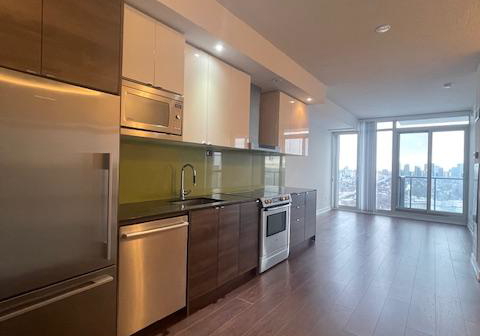 121-mcmahon-drive-north-york-ontario-c12685238
