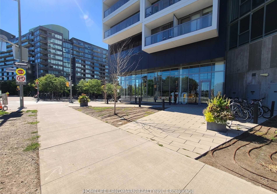 170-bayview-avenue-toronto-ontario-c12685556