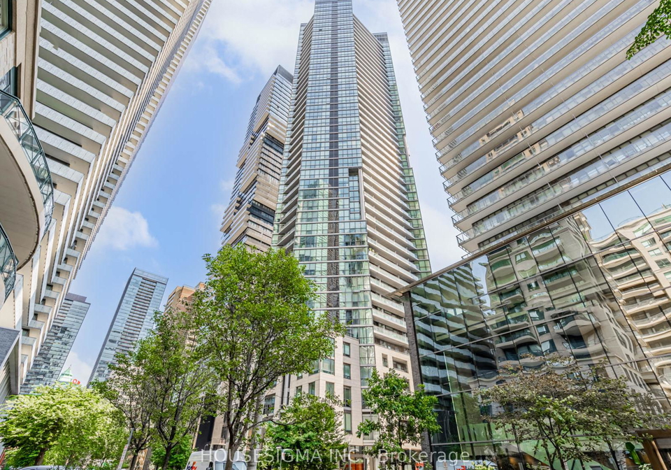45-e-charles-street-e-toronto-ontario-c12685614