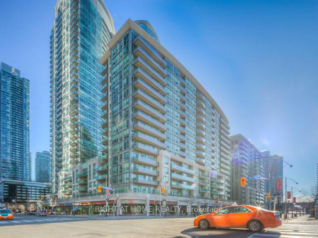 51-lower-simcoe-street-toronto-ontario-c12685656