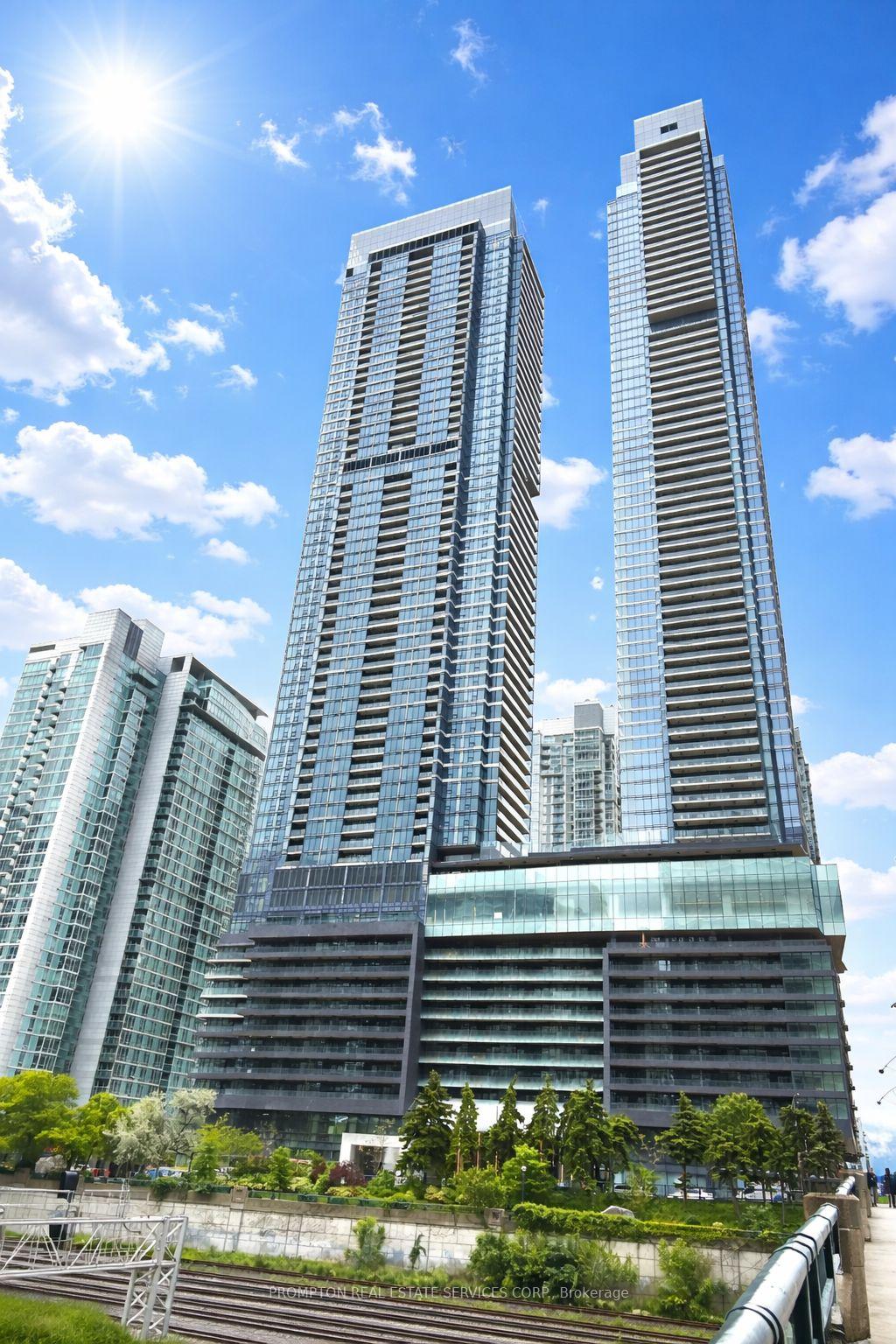 1-concord-cityplace-way-toronto-ontario-c12685660