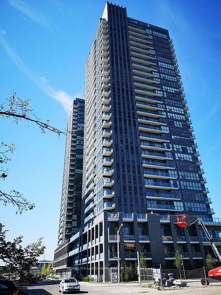 6-sonic-way-east-york-ontario-c12685724