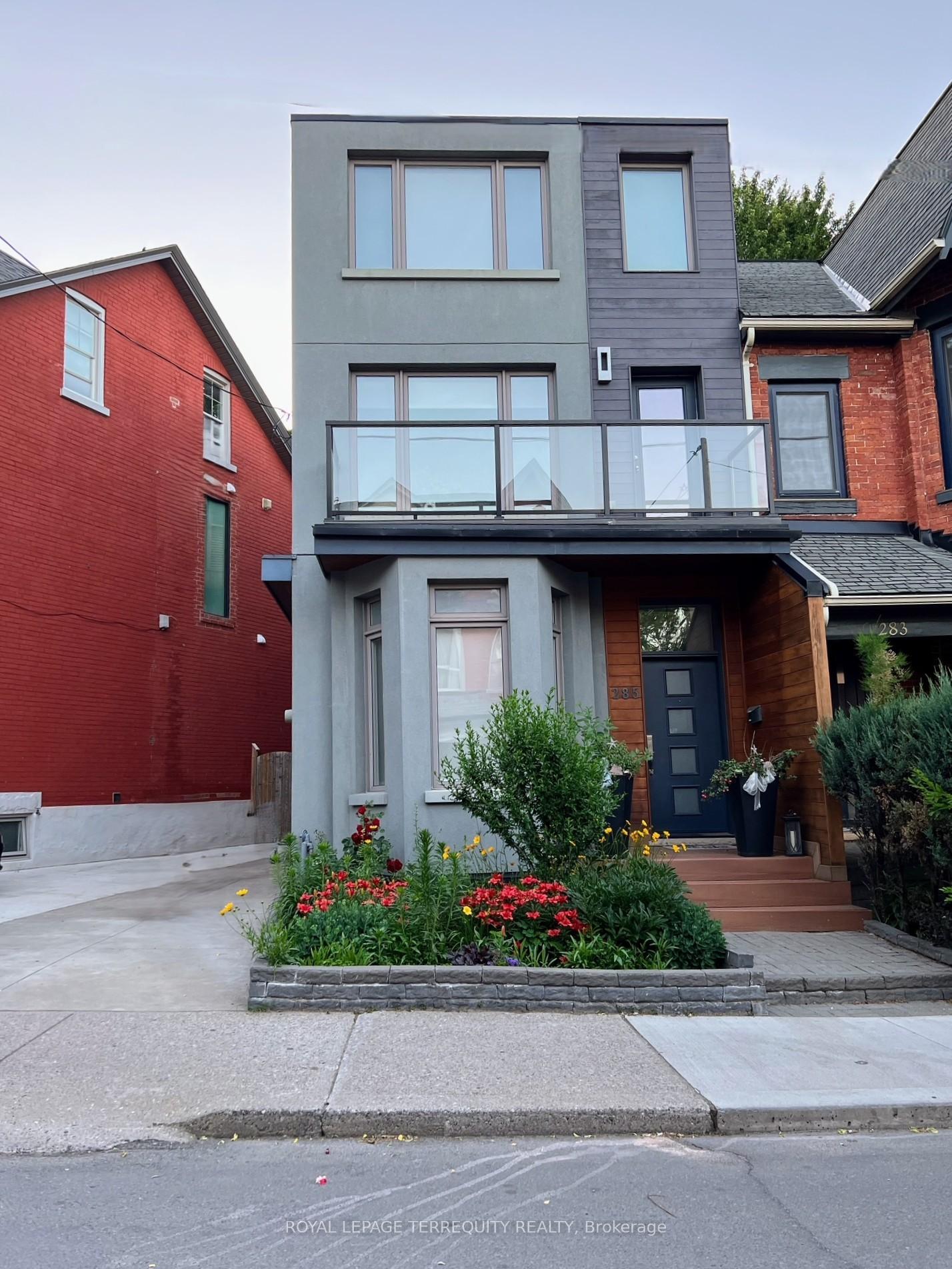 285-lisgar-street-toronto-ontario-c12685798