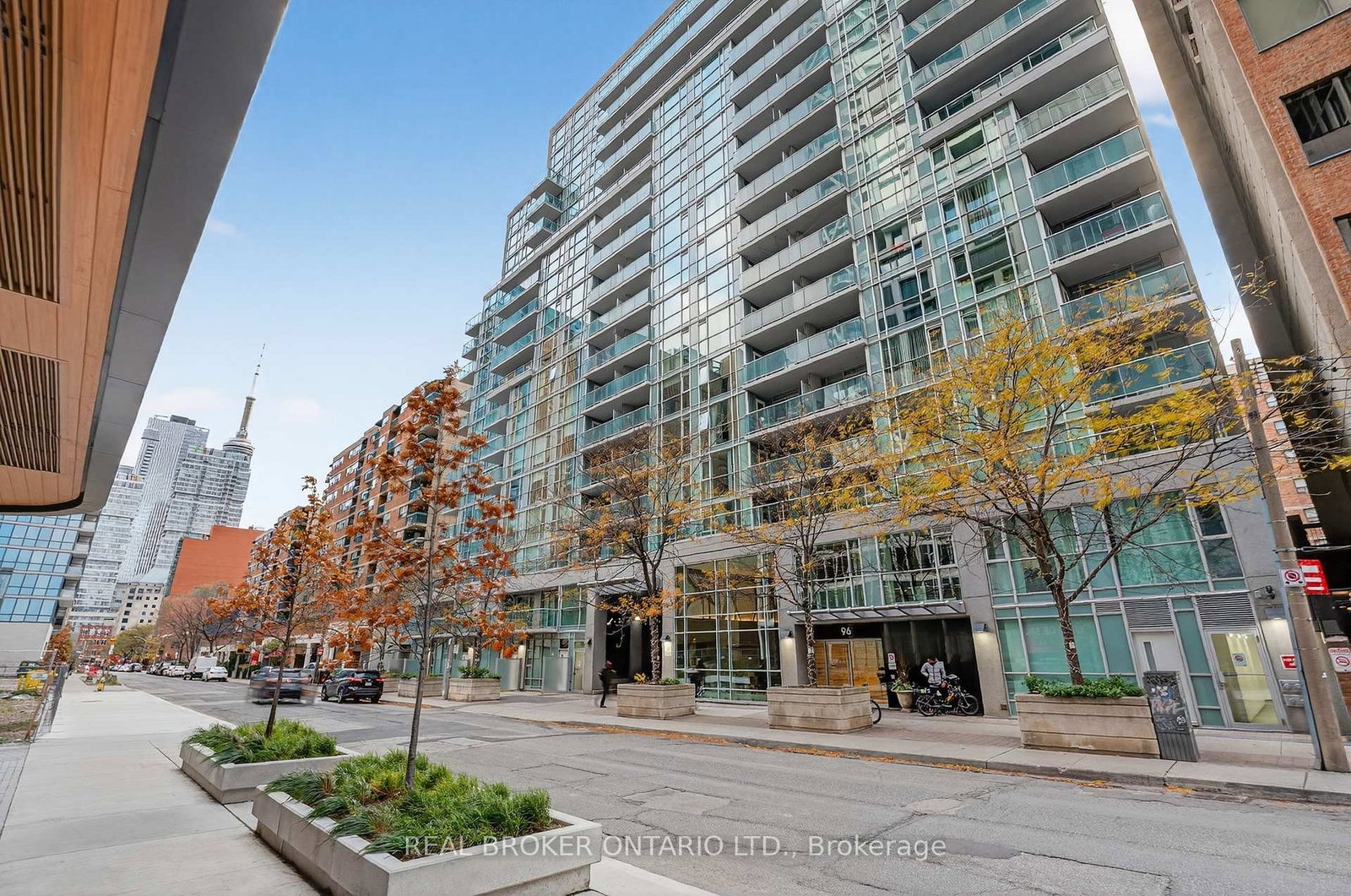 96-st-patrick-street-toronto-ontario-c12685914