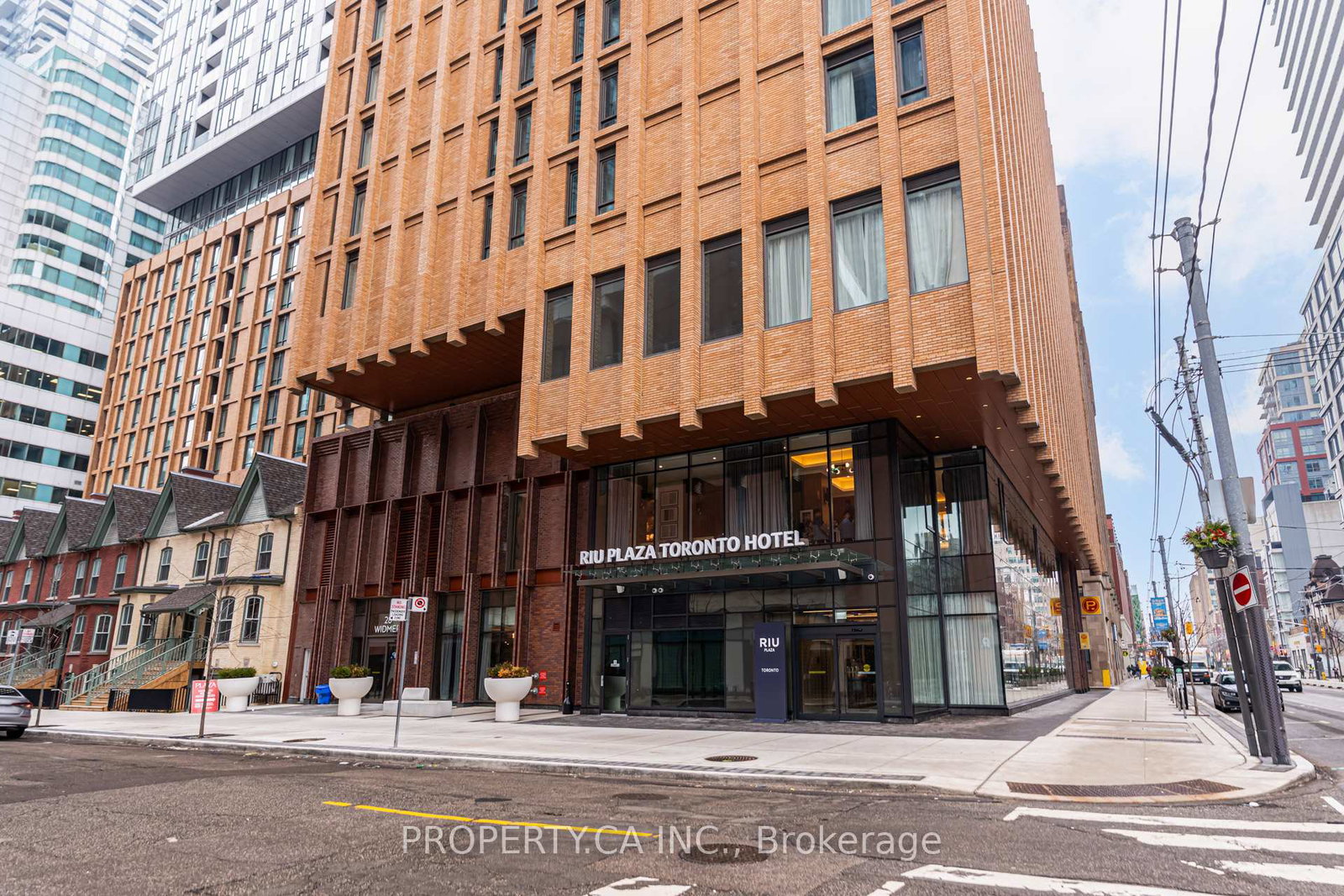 28-widmer-street-toronto-ontario-c12686094