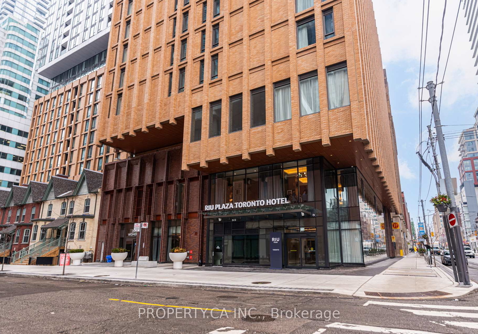 28-widmer-street-toronto-ontario-c12686094