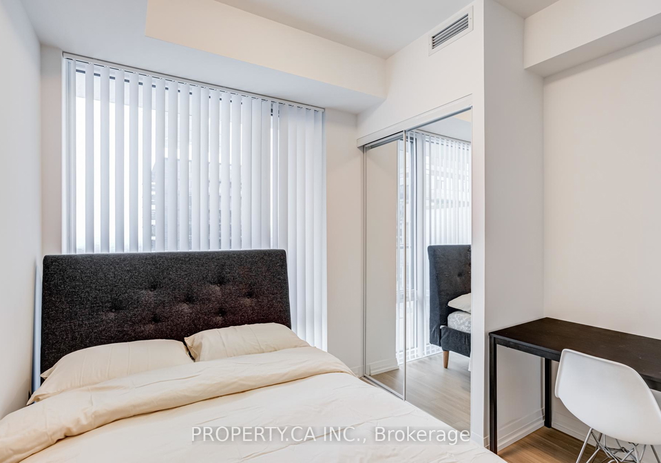 28-widmer-street-toronto-ontario-c12686094
