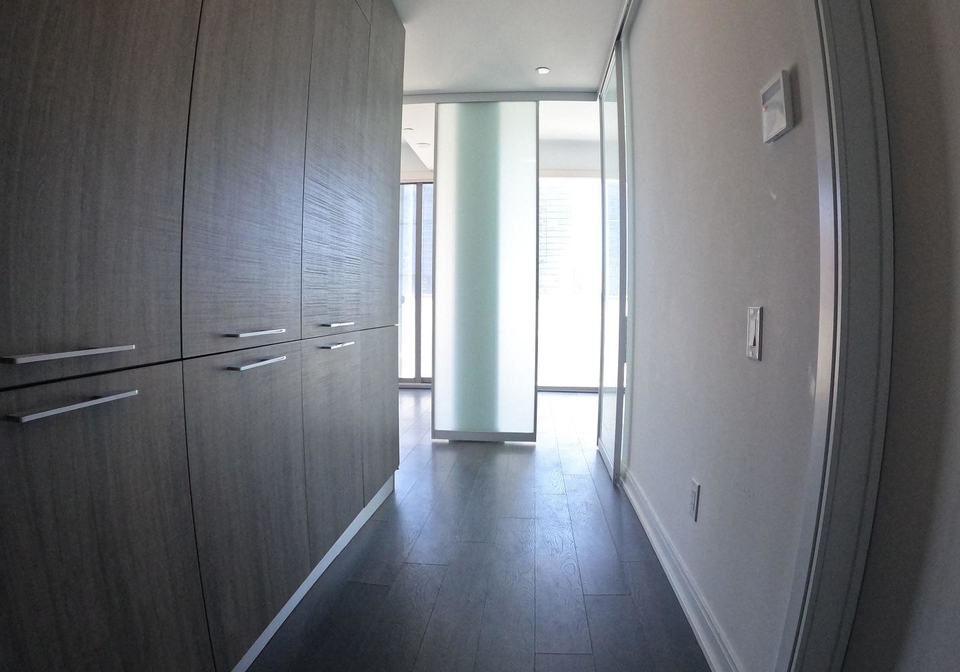 50-charles-street-e-toronto-ontario-c12686134