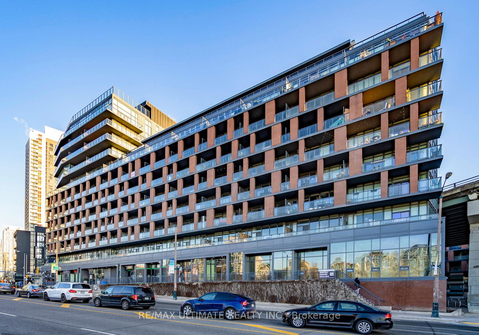 169-fort-york-boulevard-toronto-ontario-c12686364