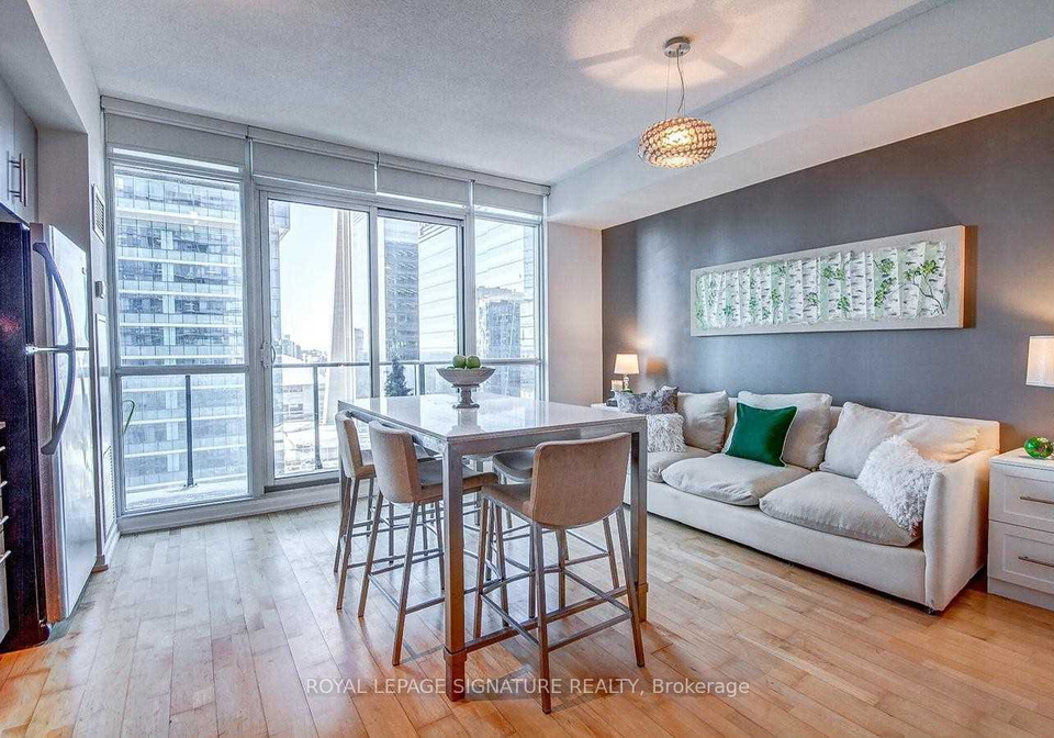 65-bremner-boulevard-toronto-ontario-c12686486