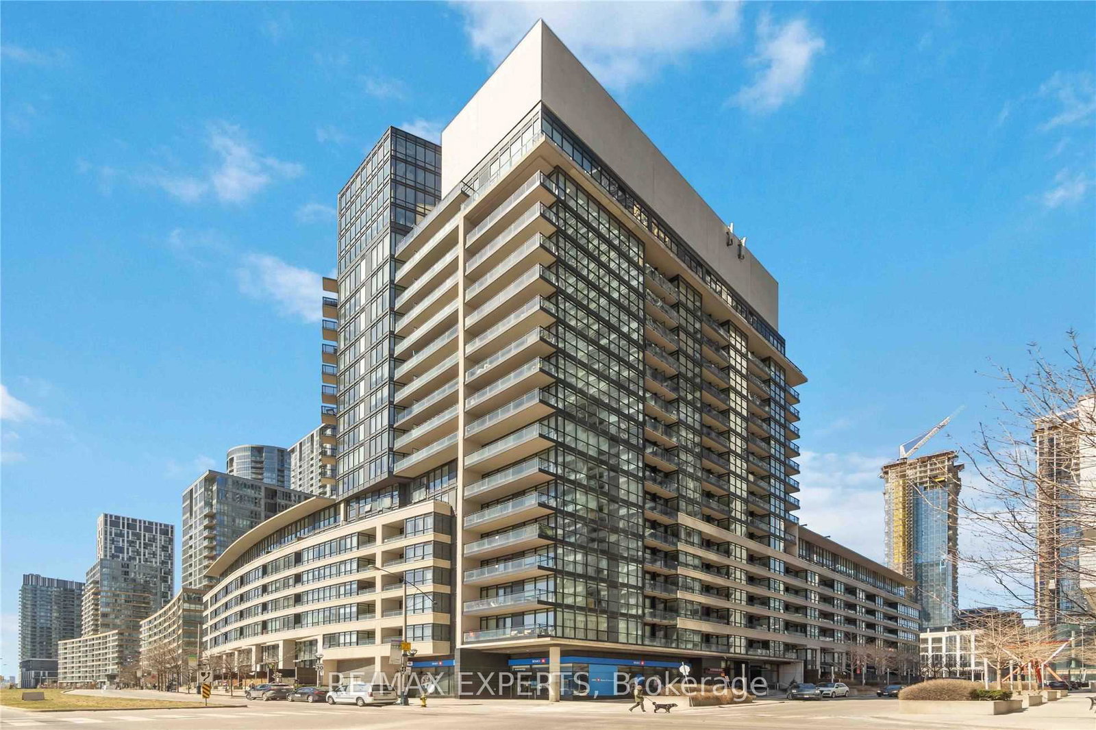 8-telegram-mews-toronto-ontario-c12686518
