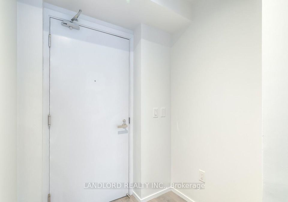 159-dundas-street-e-toronto-ontario-c12686748