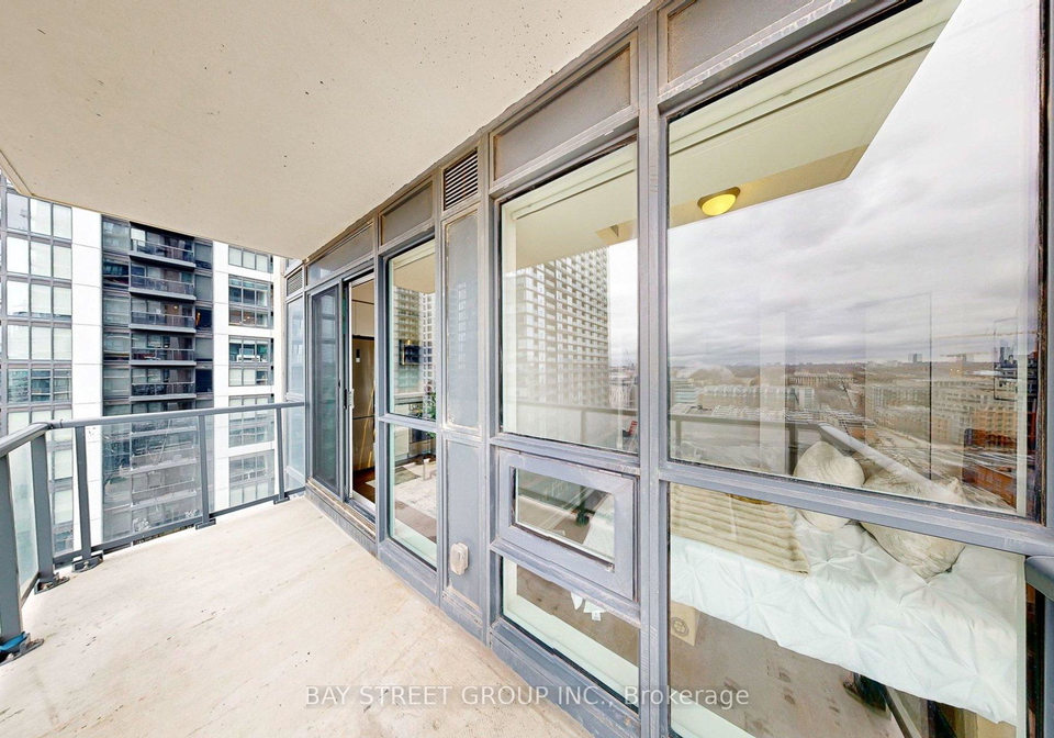 49-east-liberty-street-s-toronto-ontario-c12687142