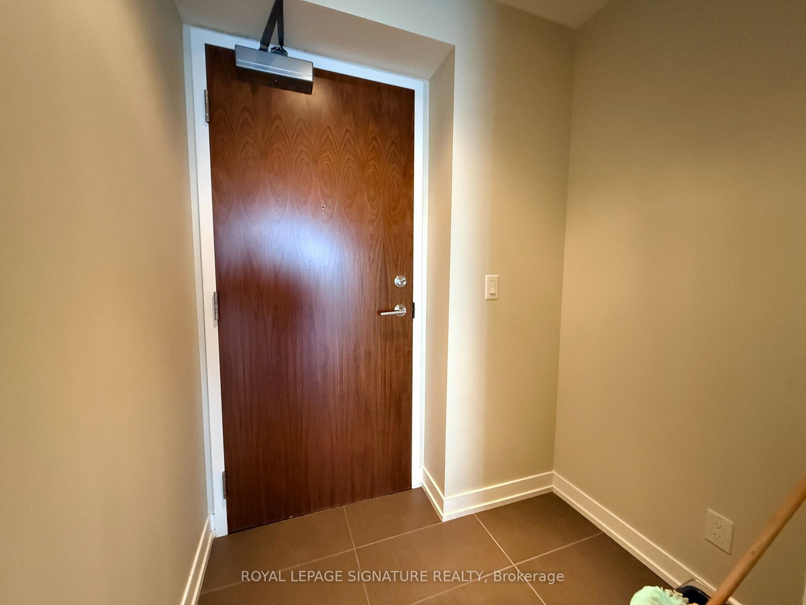 170-fort-york-boulevard-toronto-ontario-c12687170