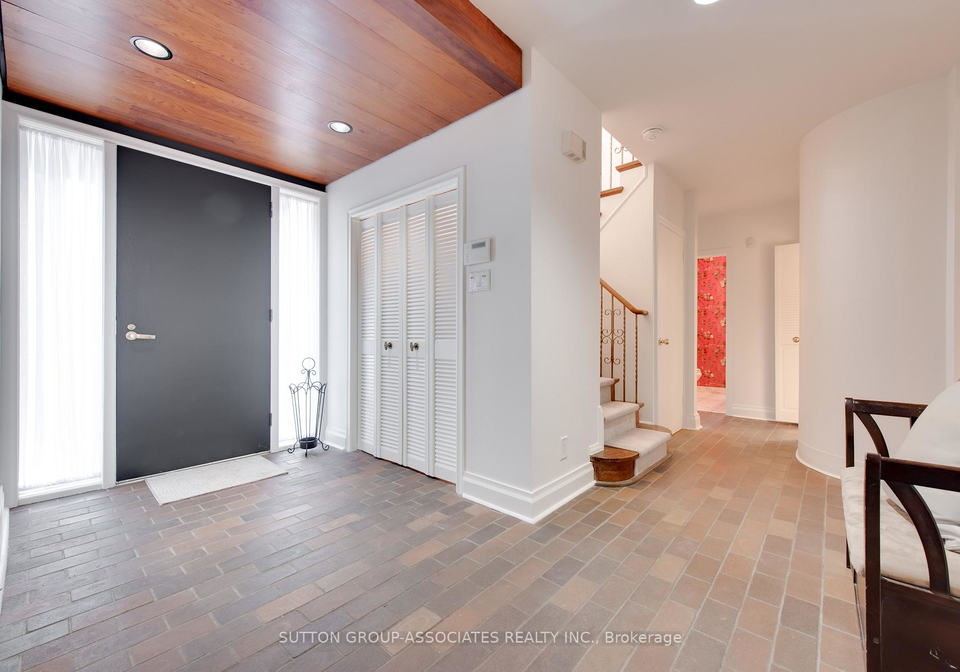 36-shallmar-boulevard-toronto-ontario-c12687206