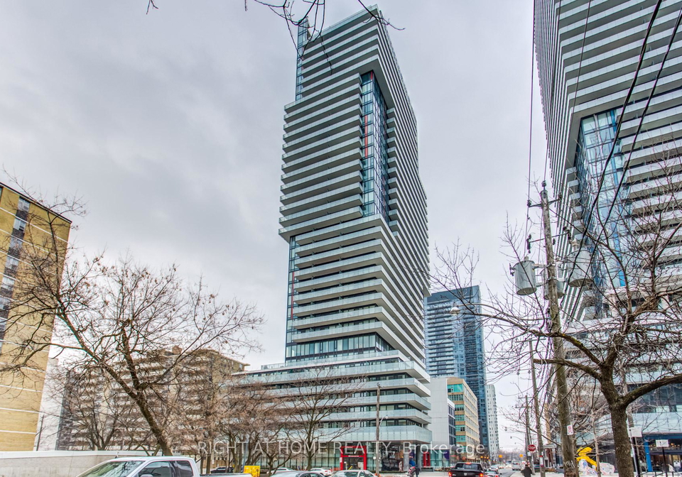 185-roehampton-avenue-toronto-ontario-c12687258