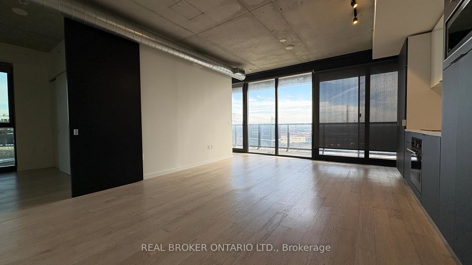 170-bayview-avenue-toronto-ontario-c12687290