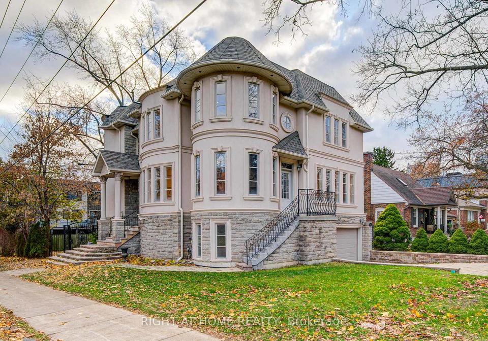 125-kingsdale-avenue-north-york-ontario-c12687360