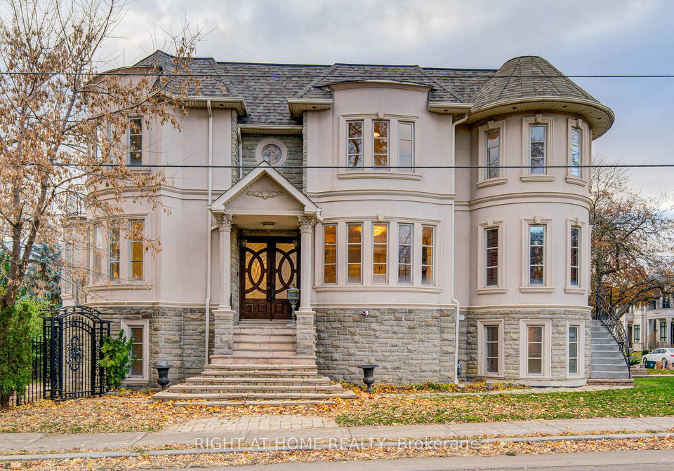 125-kingsdale-avenue-north-york-ontario-c12687360