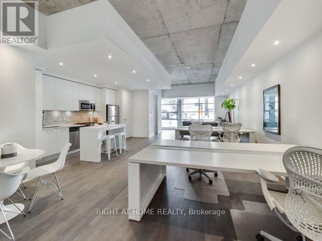 399-adelaide-street-w-toronto-ontario-c12687368