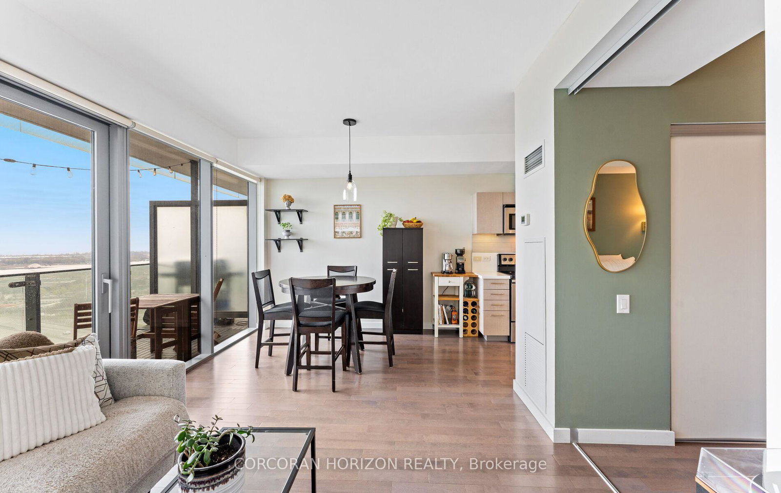 70-distillery-lane-toronto-ontario-c12687446